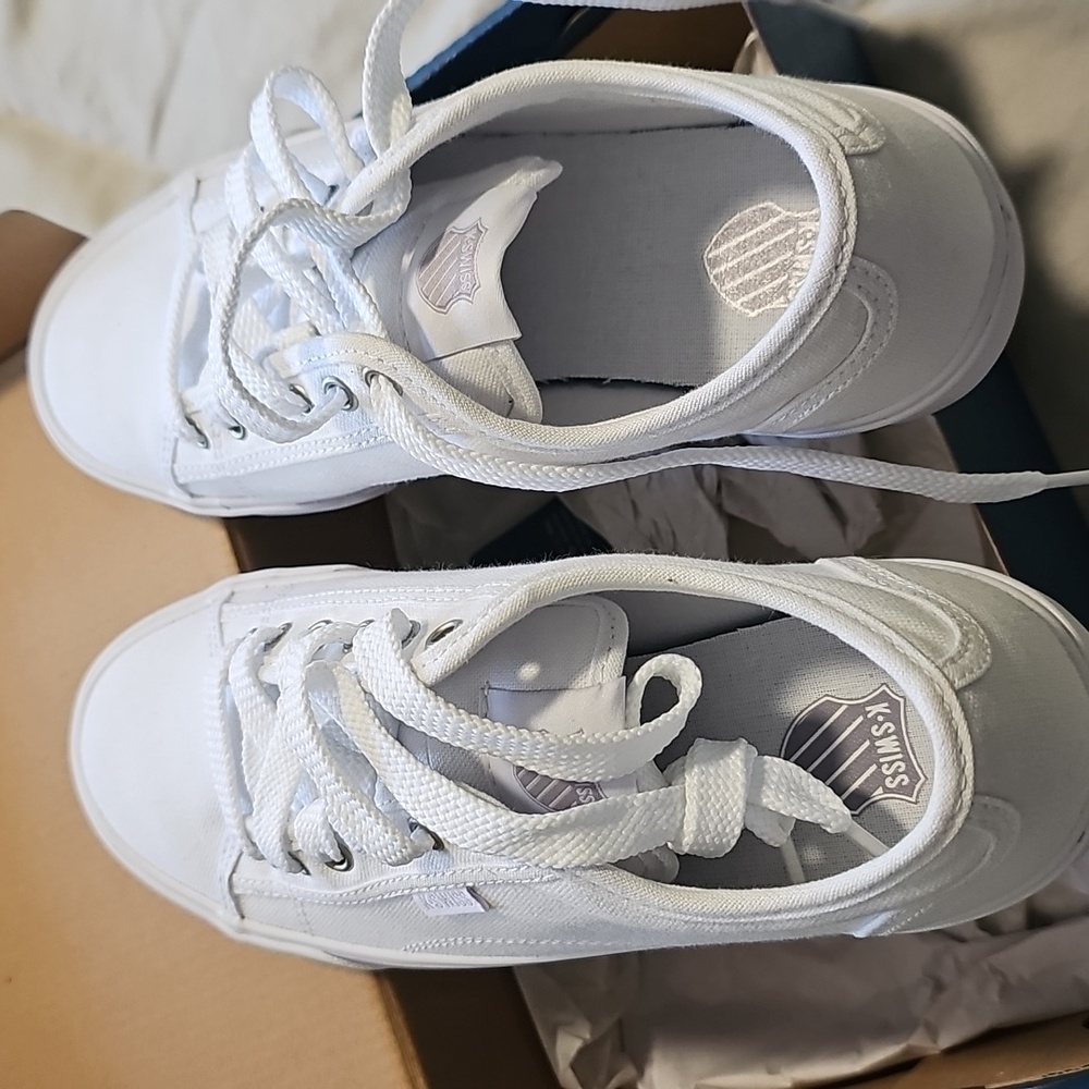 Kswiss Womens Shoes New Size 7.5